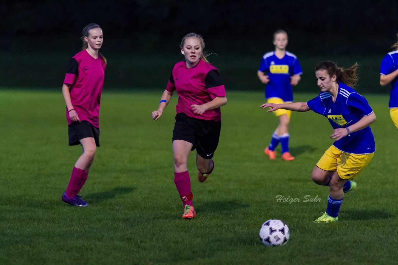 Bild 284 - B-Juniorinnen TSV Gnutz o.W. - SV Wahlstedt : Ergebnis: 1:1